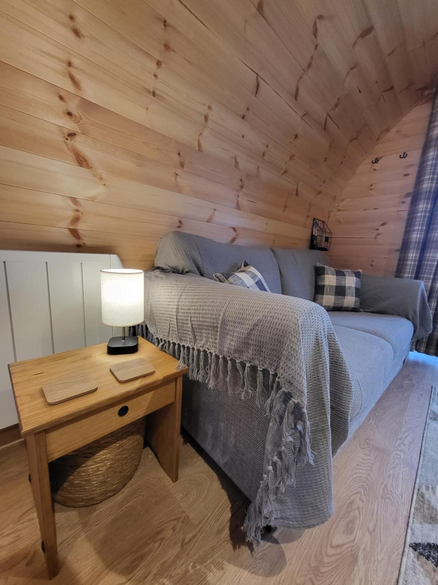 Lois' Pod With Hot Tub, Near Airport Hotel Bristol Kültér fotó